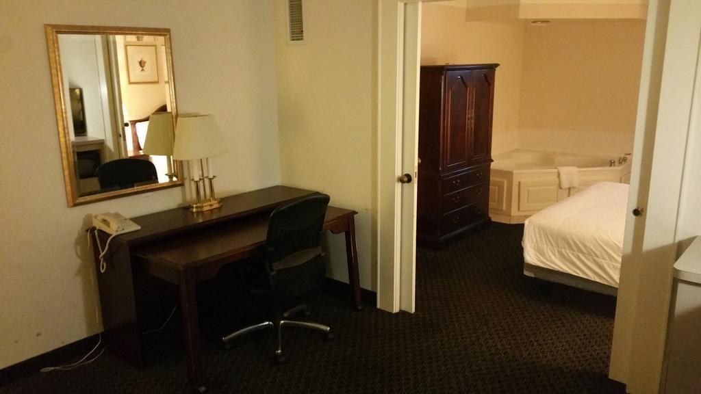 Imperial Swan Hotel And Suites Lakeland Buitenkant foto