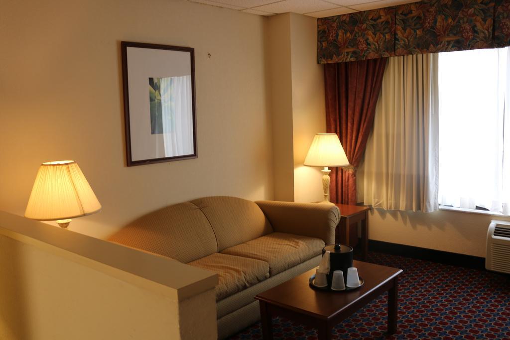 Imperial Swan Hotel And Suites Lakeland Kamer foto